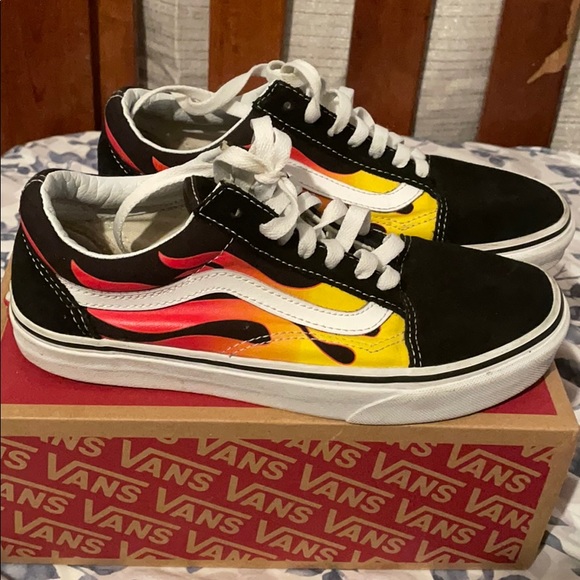 Fire vans - Picture 3 of 5